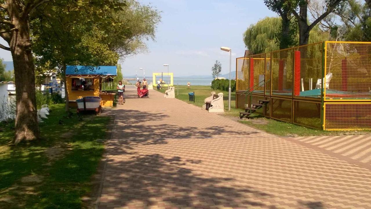 Holiday Home In Balatonmariafuerdo 35629 Zewnętrze zdjęcie