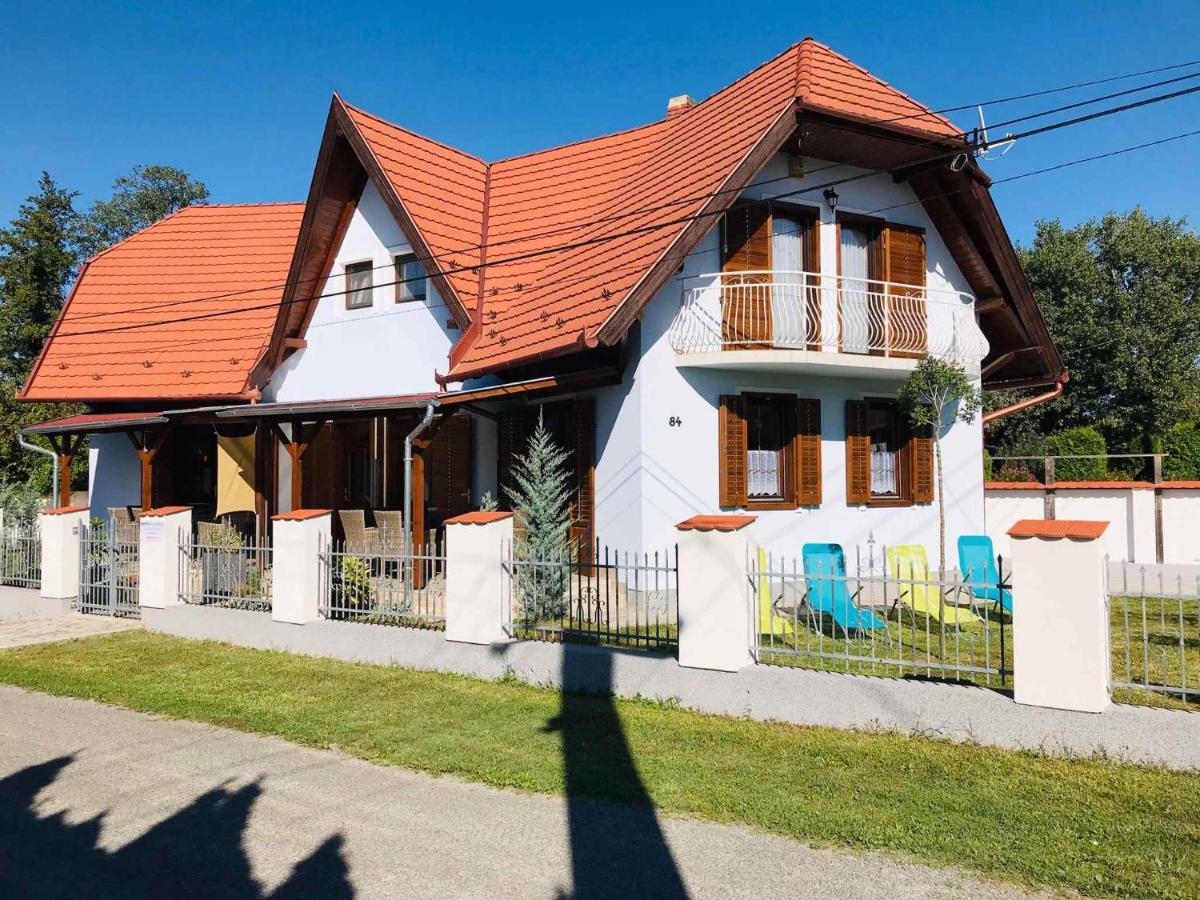 Holiday Home In Balatonmariafuerdo 35629 Zewnętrze zdjęcie